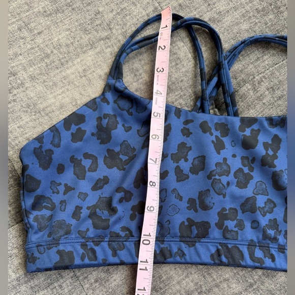Gap leopard print sports bra size L - Picture 2 of 4